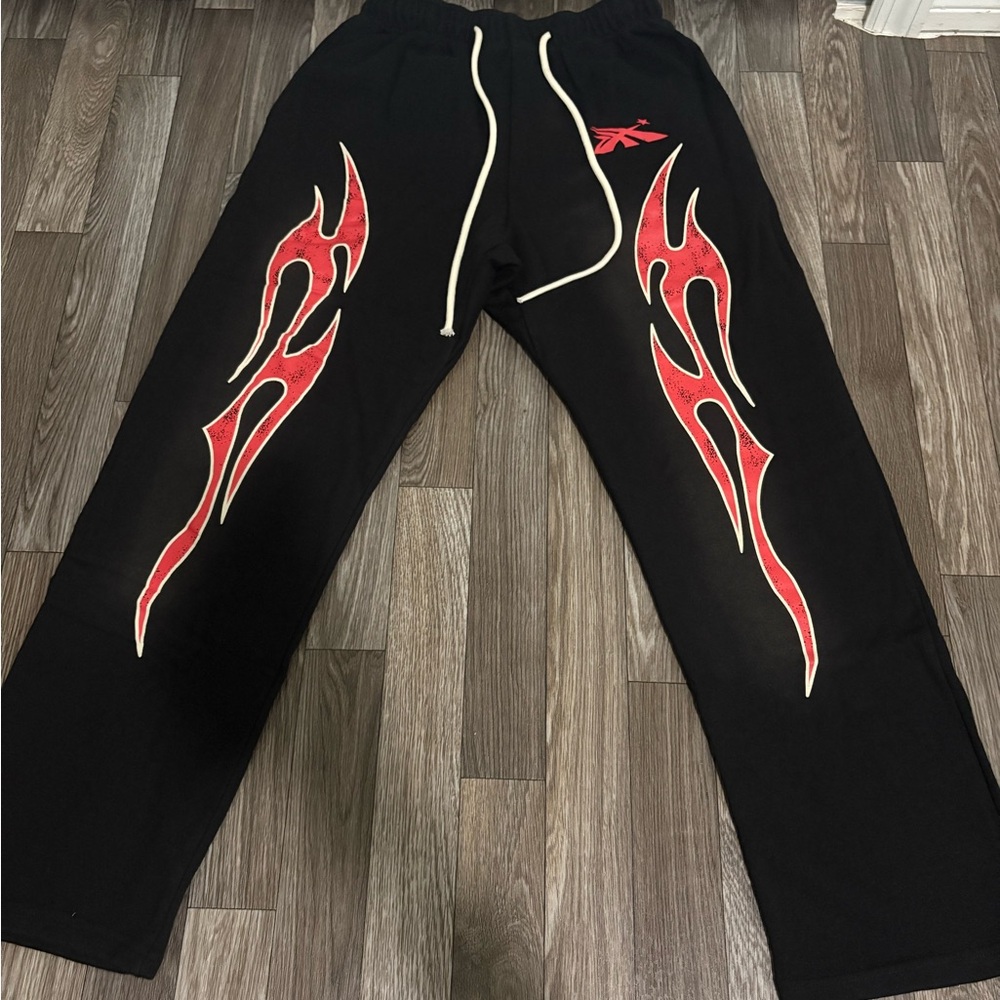 Navy Blue Joggers with Elastic Waistband and Breathable Fabric